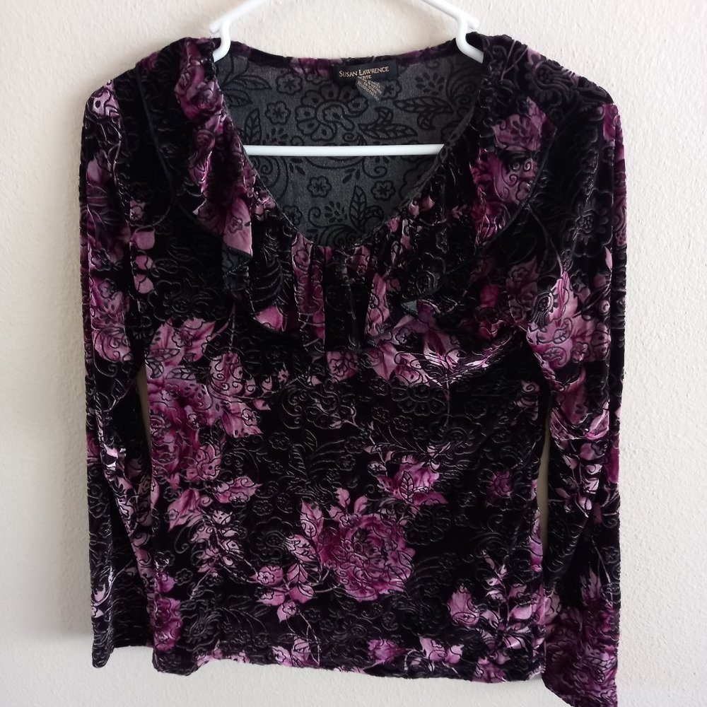 Susan Lawrence Elegant Ruffled Top, Velvet, V-neck